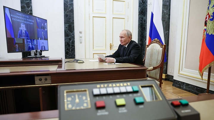 Путин призвал не допустить исчерпания лимитов по программам поддержки