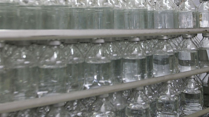 Производители физраствора увеличили поставки в регионы