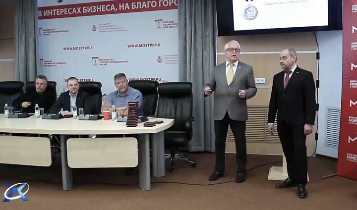 Москва чествует героев: вручение медалей «Защитнику Отечества» при поддержке фонда «Симфония Победы»